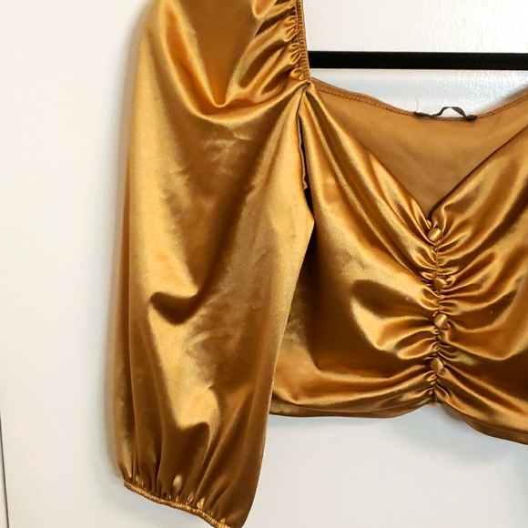 Papermoon gold crop top - Picture 2 of 9